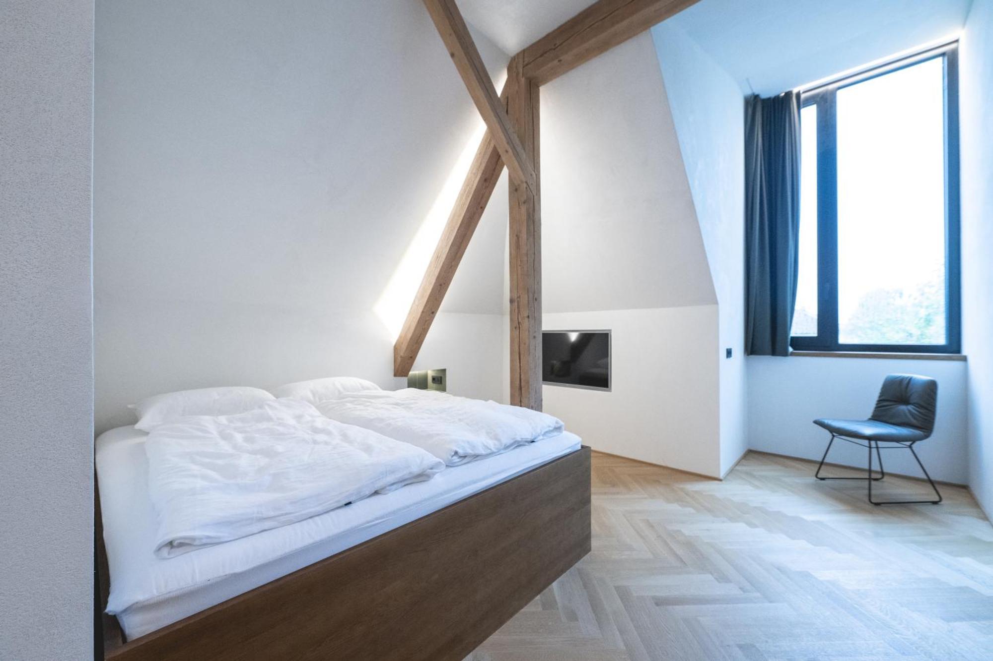 Lukas Kapeller Hotel Und Restaurant Steyr Buitenkant foto